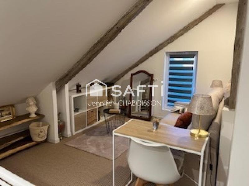 Maison - 138 m² - 5 pièces