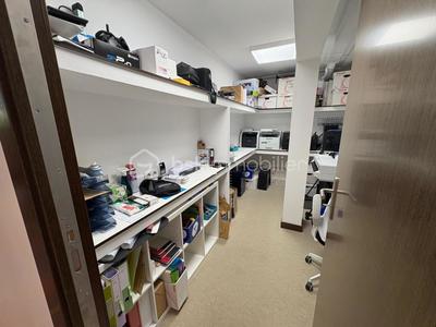 Local d'activité / Entrepôt - 88 m² - 4 pièces
