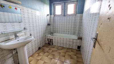 Maison - 154 m² - 8 pièces