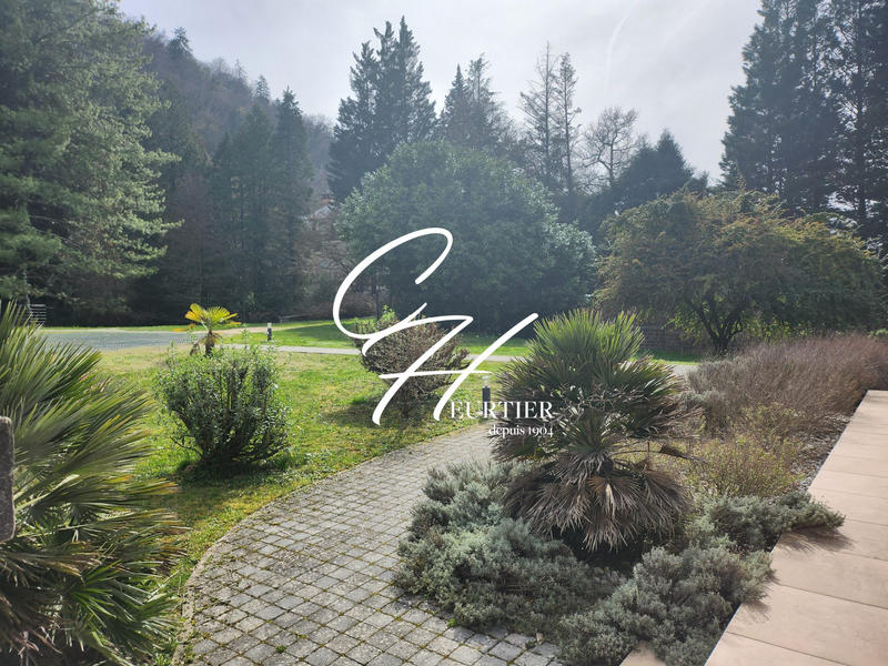 Appartement - 91 m² - 4 pièces