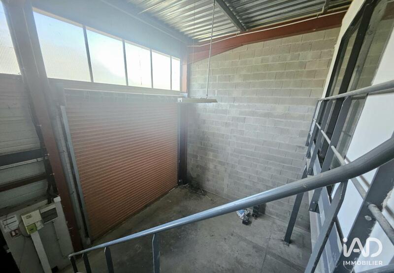 Local commercial - 313 m²