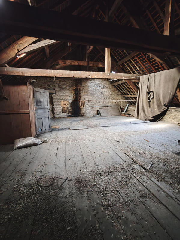 Maison - 203 m² - 7 pièces