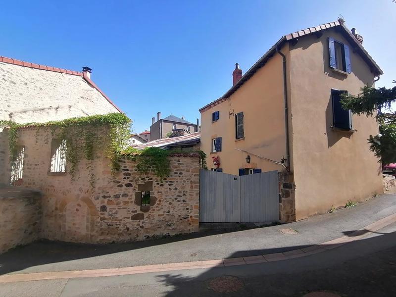 Maison - 166 m² - 7 pièces