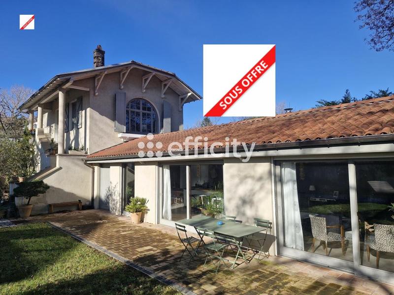 Maison de village - 180 m² - 5 pièces