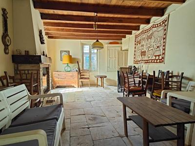 Maison - 136 m² - 7 pièces