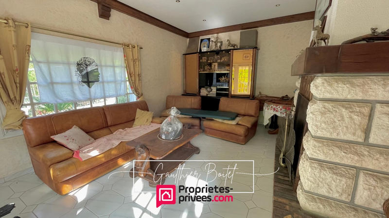 Maison - 300 m² - 11 pièces