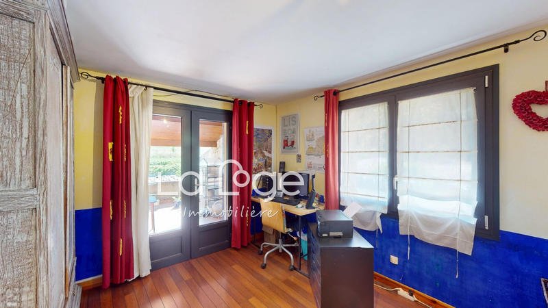 Maison - 145 m² - 5 pièces