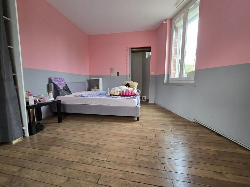 Maison - 235 m² - 6 pièces