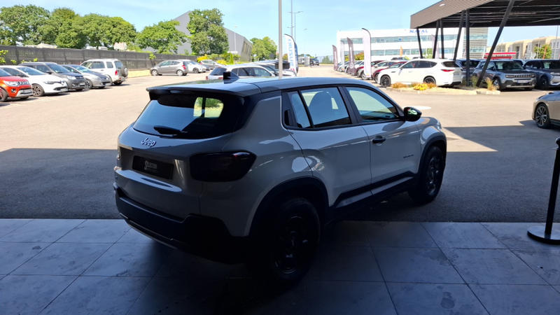 Jeep Avenger Bev 115kw Longitude