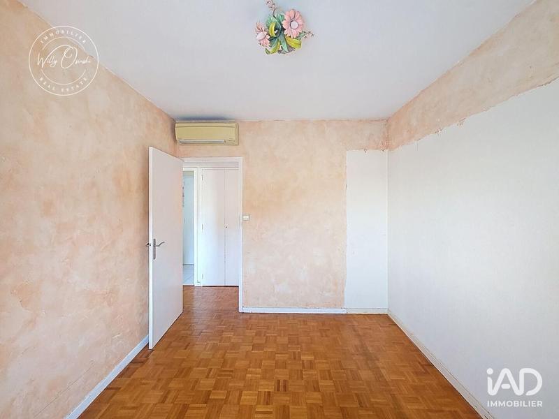 Local commercial - 100 m² - 5 pièces