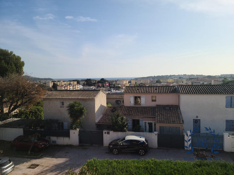 Maison - 86 m² - 4 pièces