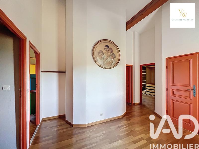 Maison - 199 m² - 9 pièces