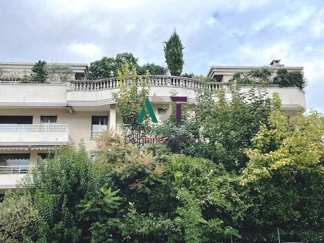 Appartement - 174 m² - 6 pièces