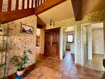 Maison - 186 m² - 6 pièces