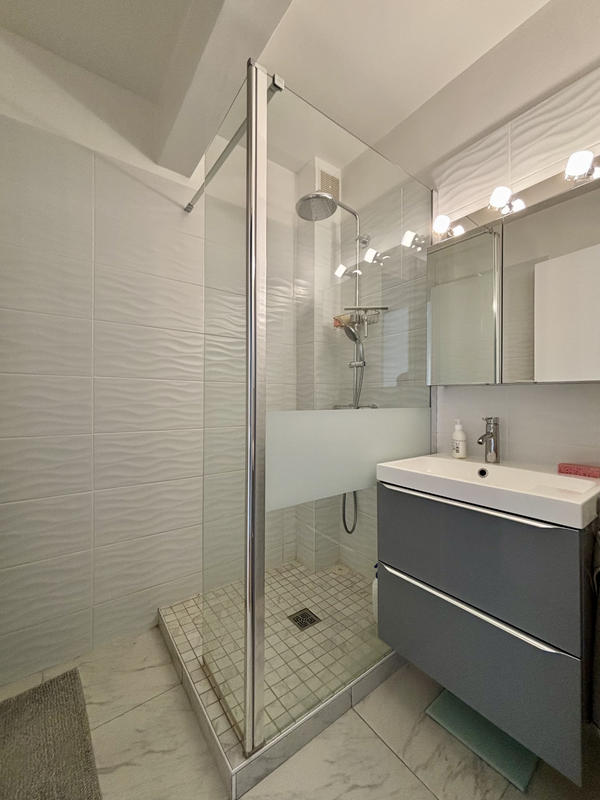 Appartement - 77 m² - 4 pièces