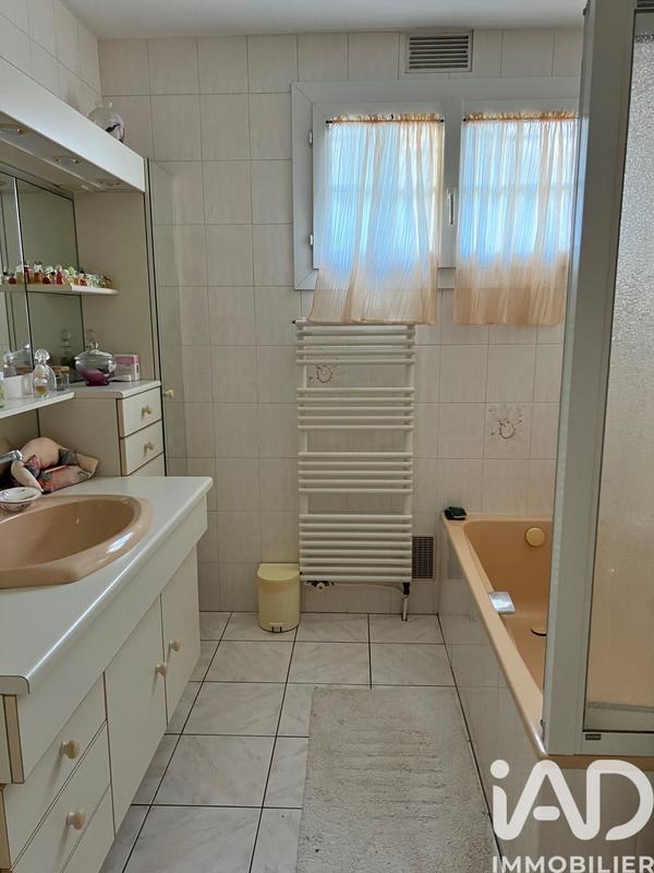 Maison - 127 m² - 5 pièces