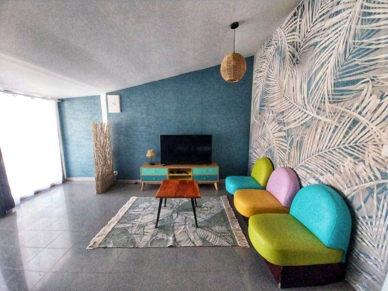 Immeuble - 2 100 m²