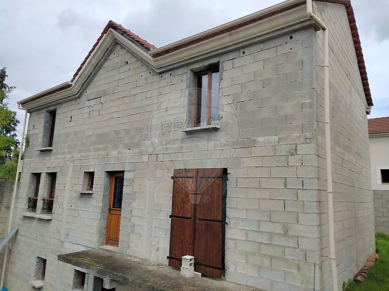 Maison - 180 m² - 7 pièces