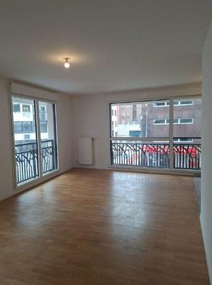 Appartement - 83 m² - 4 pièces