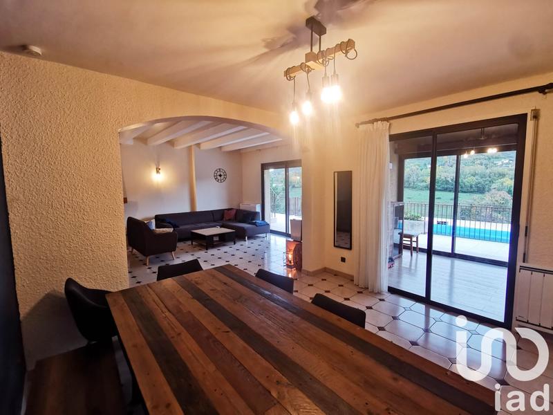 Maison - 138 m² - 5 pièces