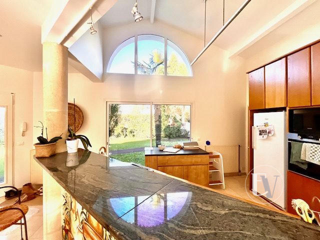 Villa - 170 m² - 6 pièces