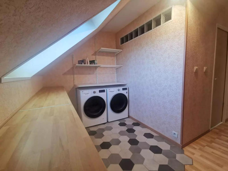 Maison - 132 m² - 10 pièces