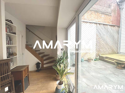 Maison - 224 m² - 6 pièces