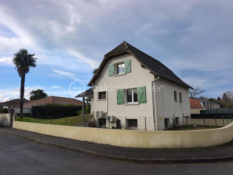 Maison - 153 m² - 6 pièces