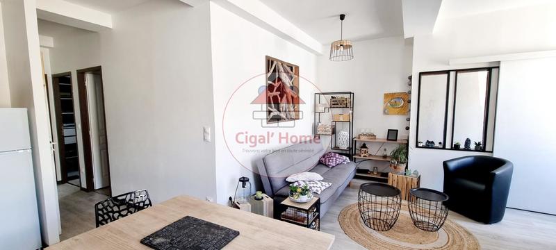 Maison ancienne - 305 m² - 9 pièces