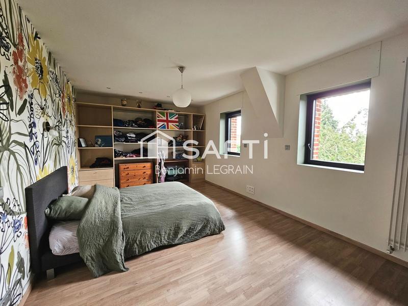 Maison - 263 m² - 9 pièces