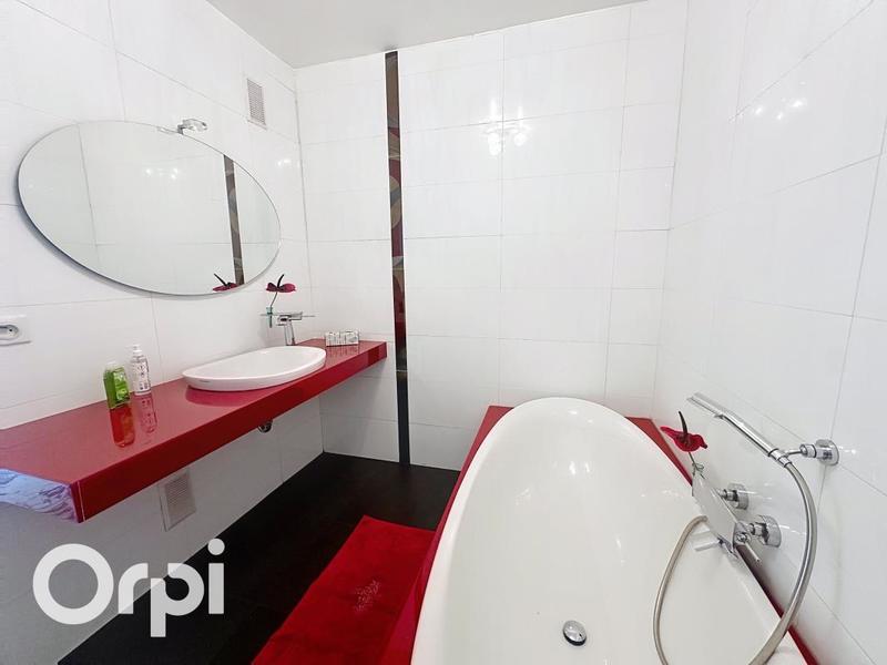 Appartement - 86 m² - 3 pièces