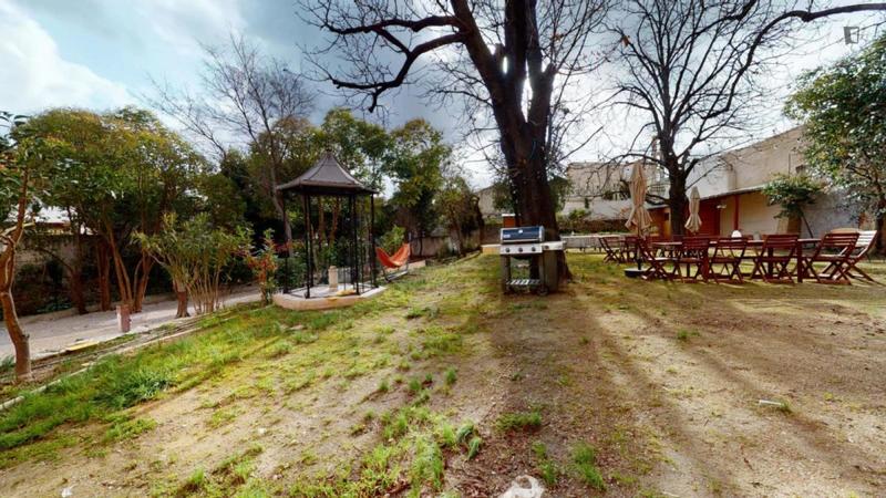 Chambre - 11 m² - 15 pièces