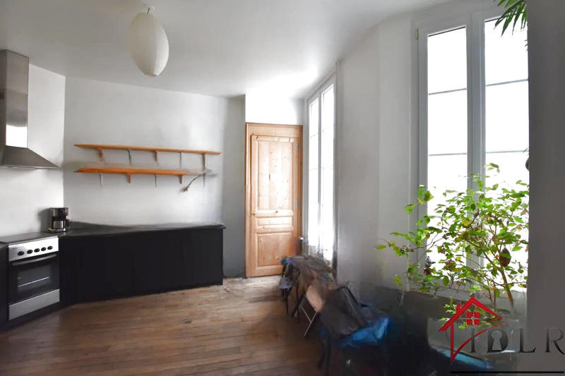 Maison - 338 m² - 8 pièces