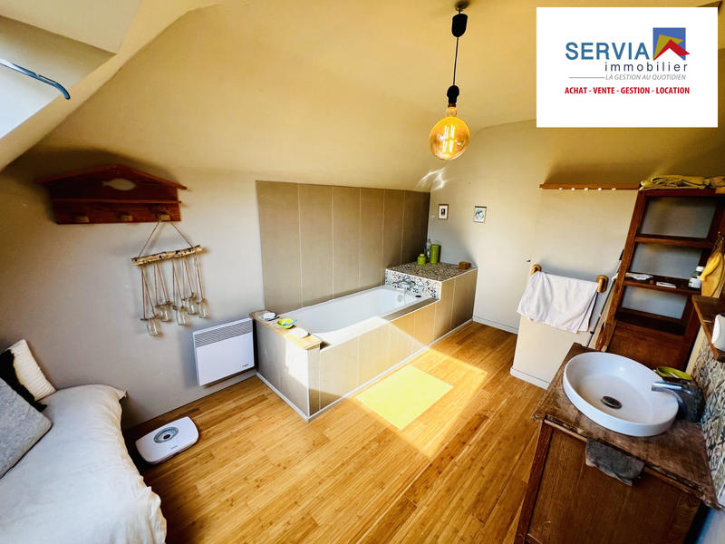 Maison - 146 m² - 6 pièces