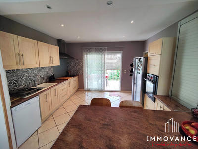 Maison - 143 m² - 5 pièces