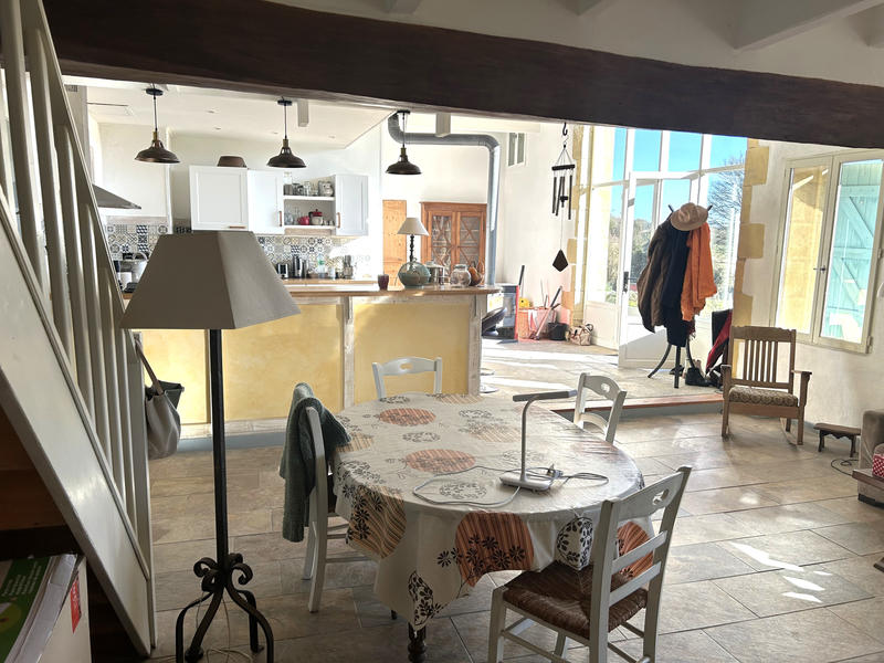 Maison - 186 m² - 5 pièces