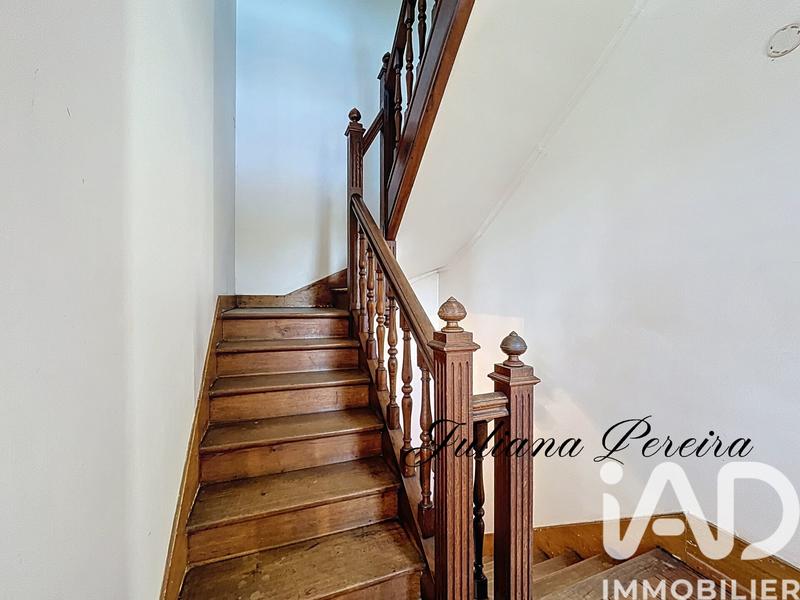 Maison - 248 m² - 11 pièces