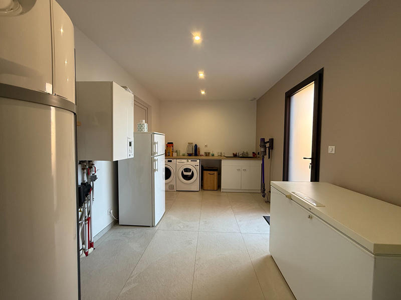 Maison - 174 m² - 6 pièces