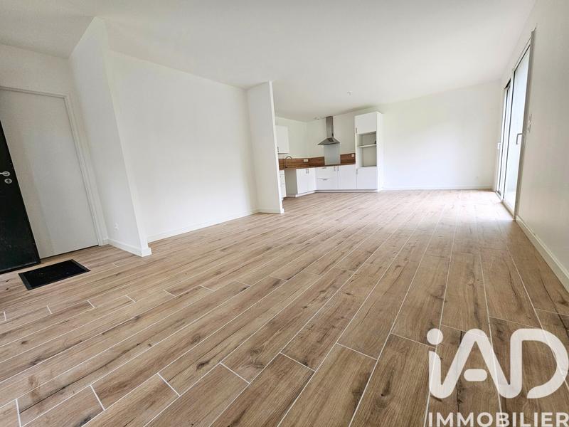 Maison - 93 m² - 4 pièces
