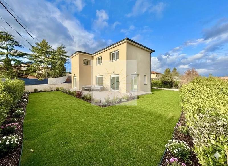 Maison - 118 m² - 4 pièces