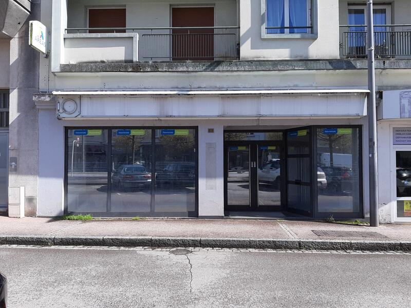 Local commercial - 335 m² - 5 pièces