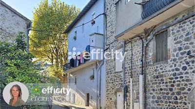 Maison - 92 m² - 4 pièces