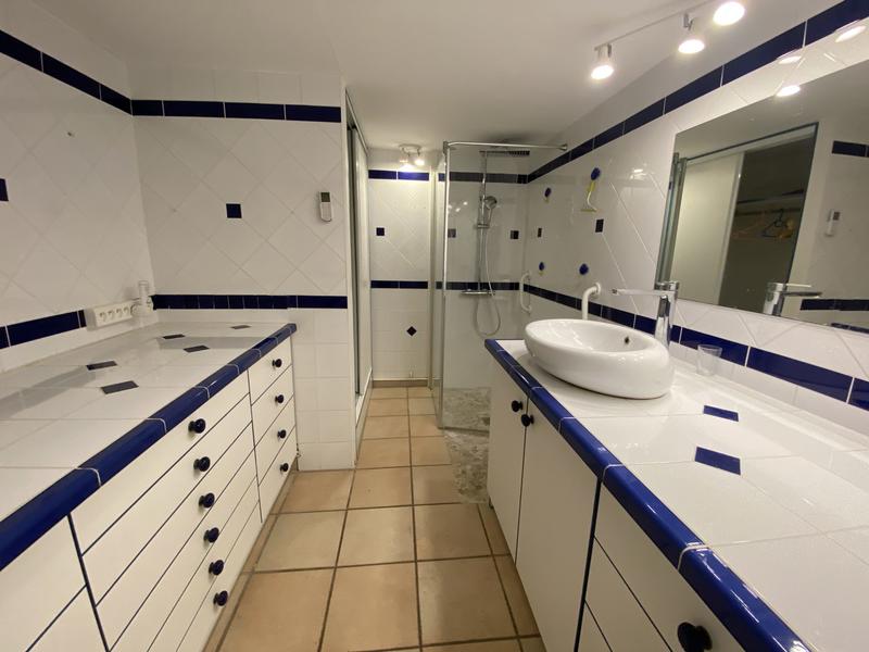 Appartement - 156 m² - 6 pièces