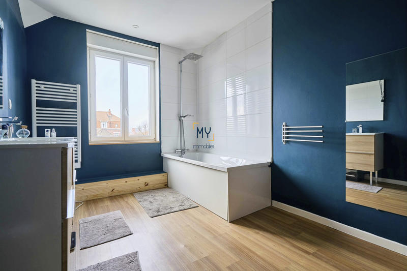 Maison - 84 m² - 3 pièces