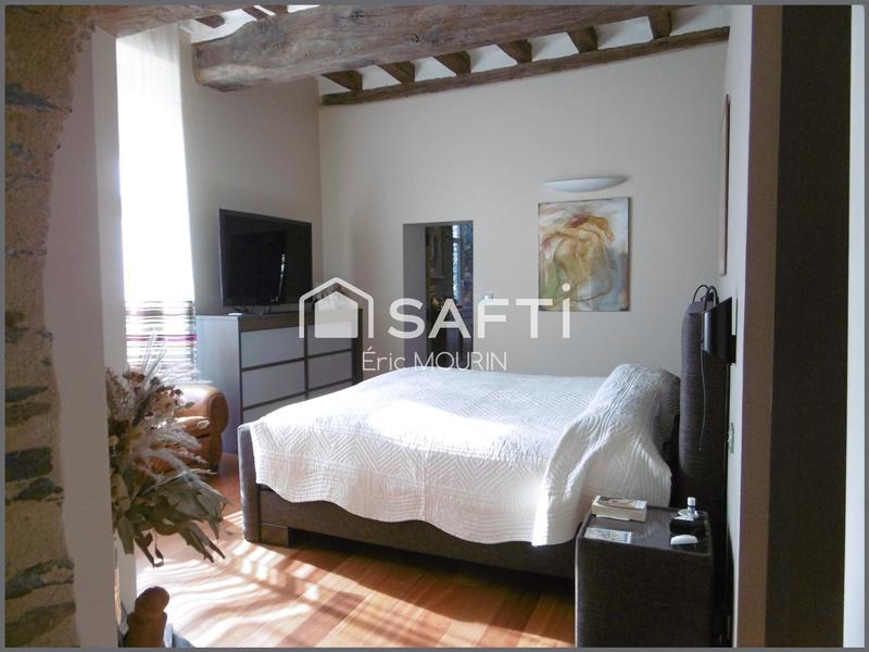 Maison - 400 m² - 14 pièces