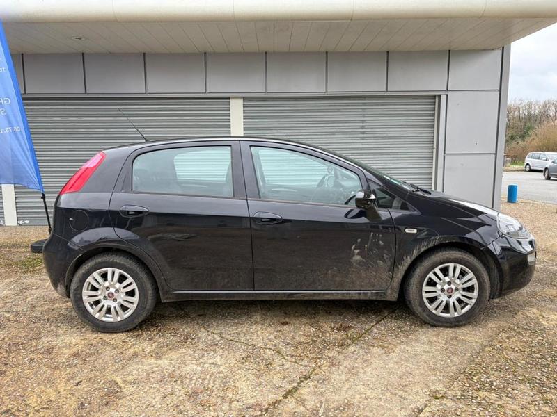 Fiat Punto III 1.2 69ch – 2016 - 66 000km Distribution Neuve Garantie 6 Mois