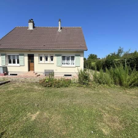 Maison - 96 m² - 6 pièces