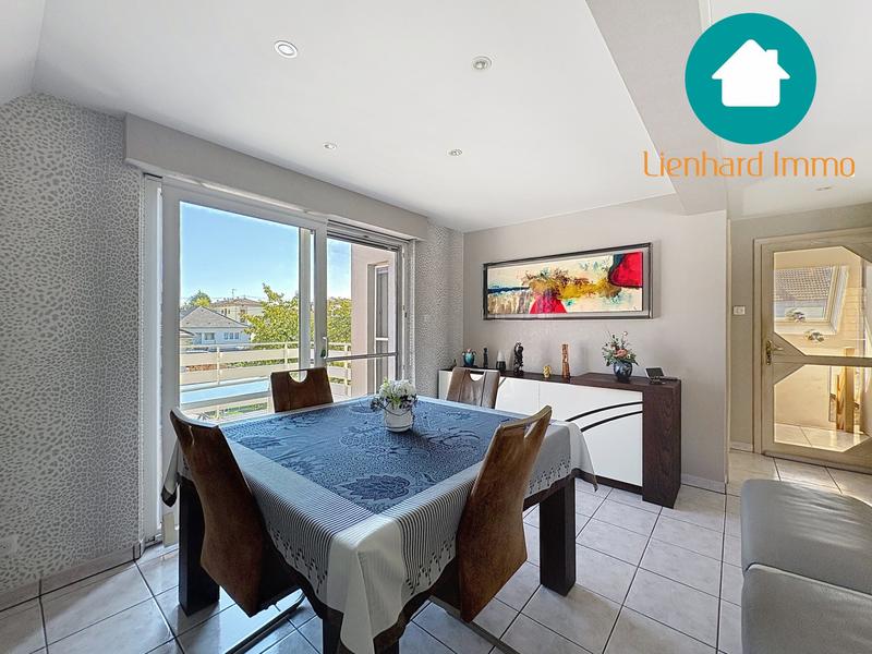 Maison - 200 m² - 7 pièces