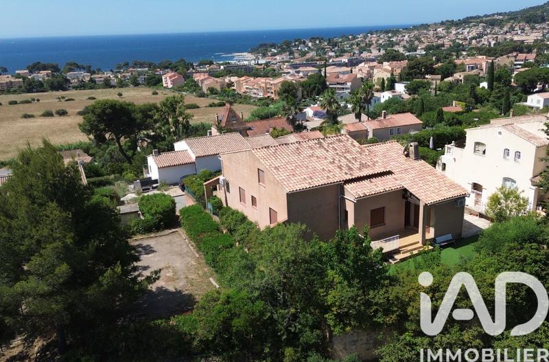 Maison - 176 m² - 6 pièces