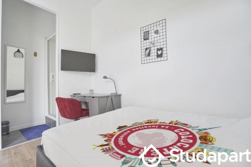 Chambre - 13 m² - 1 pièce